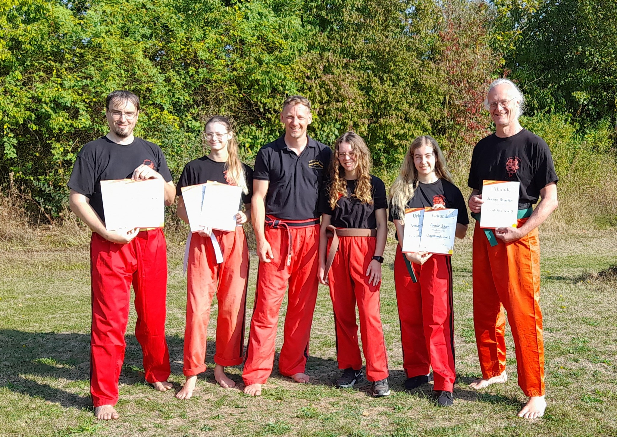 Modern Arnis Sommercamp und erfolgreiche Prüfungen